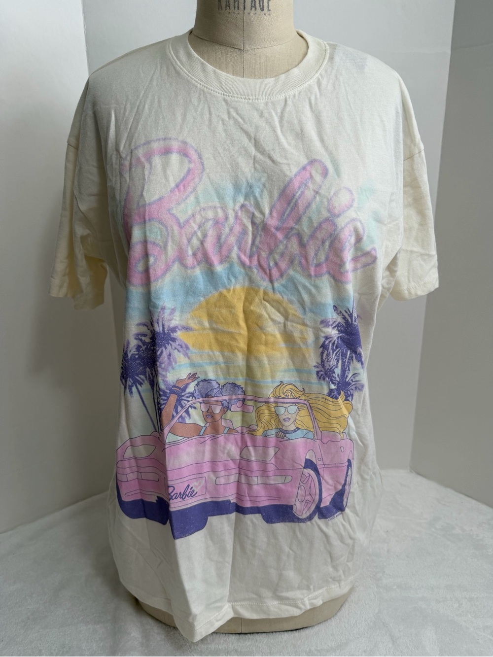 Hollister Barbie Cream Graphic Tee with Pink Convertible and Sunset Size Small